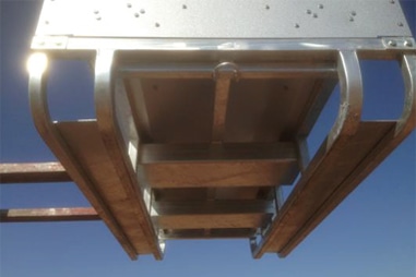 350 x 100 x 4mm for increased lifting strength.